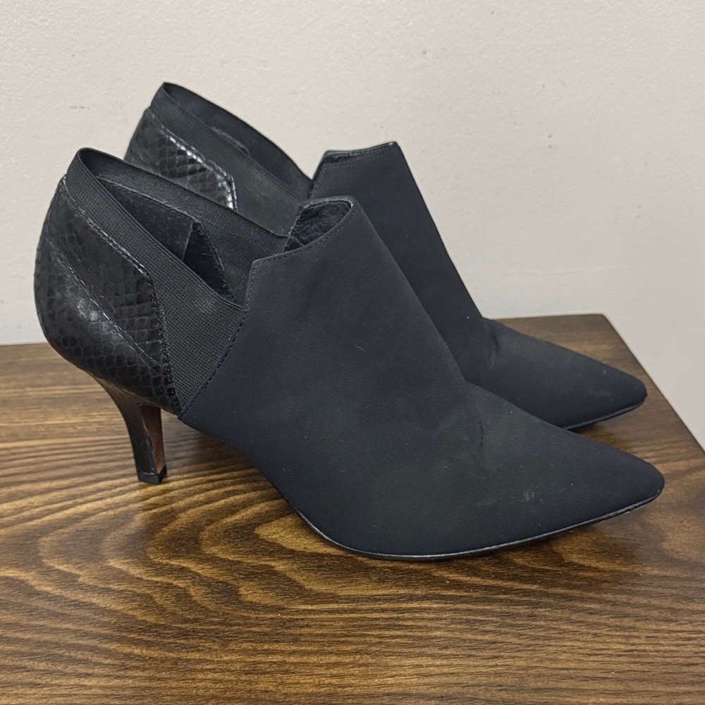 Donald J. Pliner Black Heeled Boots